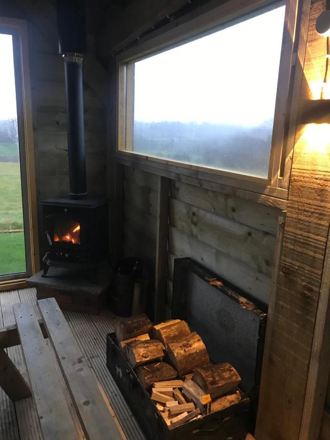 Sleeps 12 Hot Tub Sauna Cinema Pets Welcome Enniskillen Exterior photo